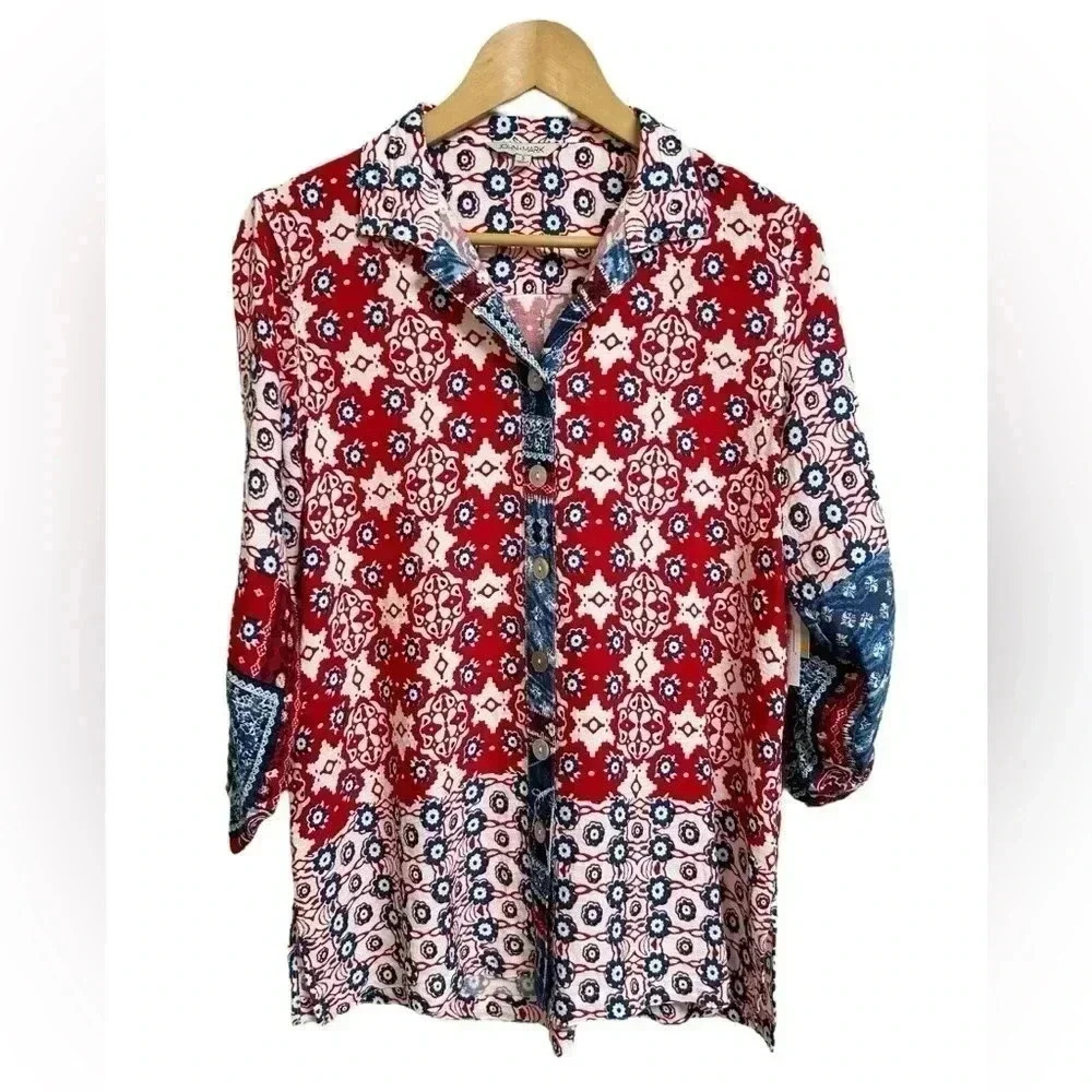 John Mark Women's Floral Red White Blue Top Boho Tunic 3/4 Sleeve Sz S NWT - Picture 2 of 10